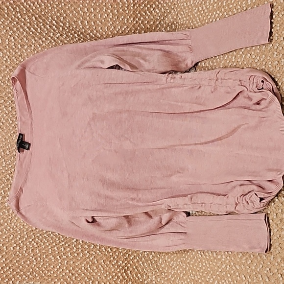 A Pea In The Pod Maternity Sweater - Picture 3 of 14